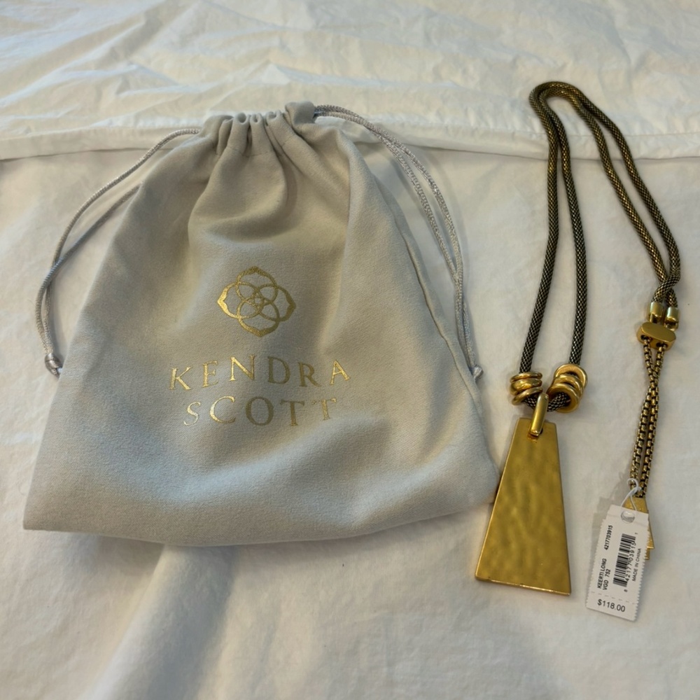 Kendra Scott Necklace